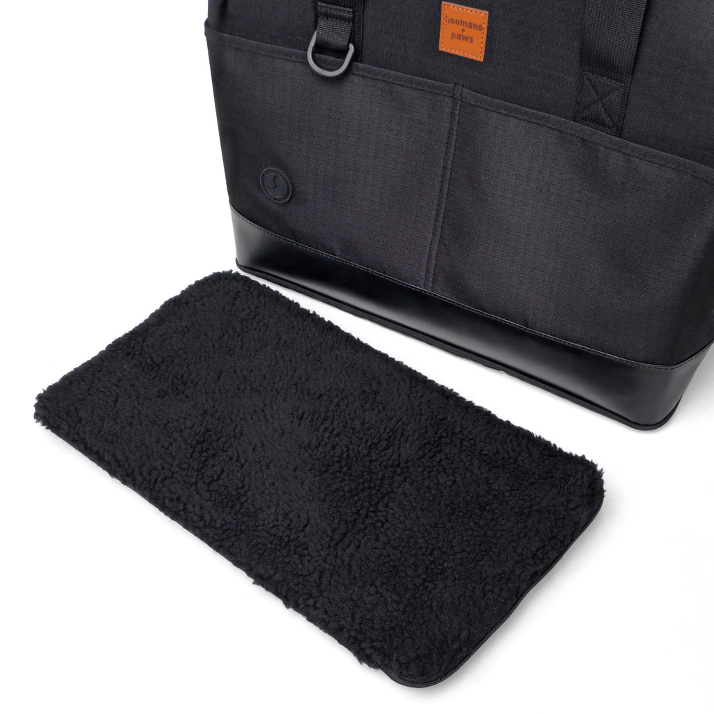 Pet tote carrier with soft removable plush pad